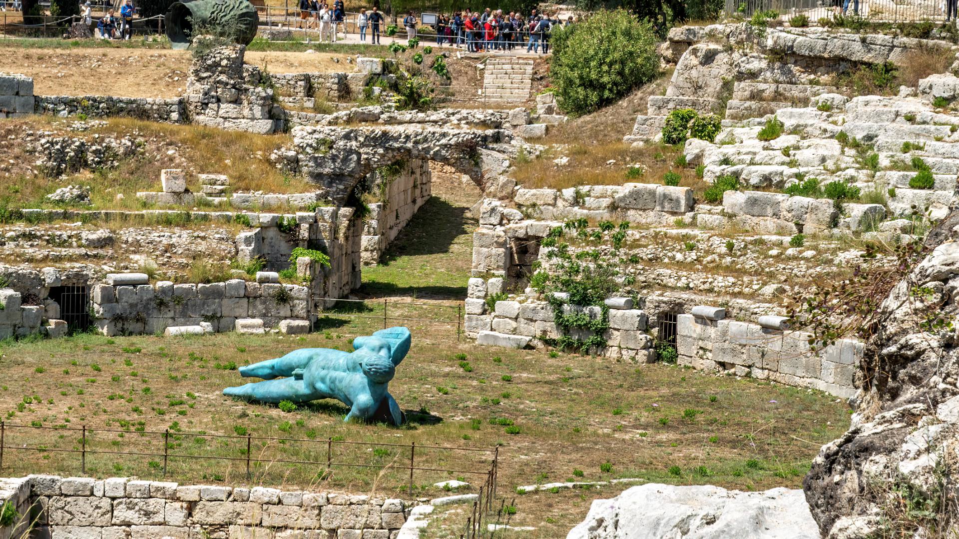 Römisches Amphitheater: Es ist eine der repräsentativsten baulichen Errungenschaften der frühen römischen Kaiserzeit